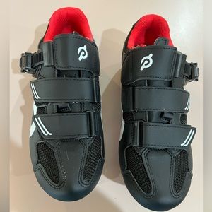 Like new size 38 Peloton bike shoes. Worn twice.